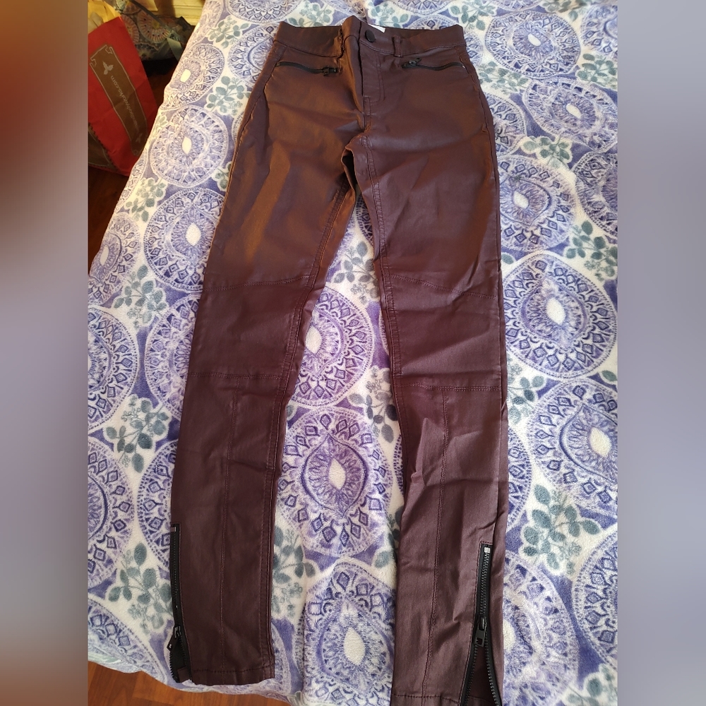 Calvin Klein size 0 dress/bike style pants